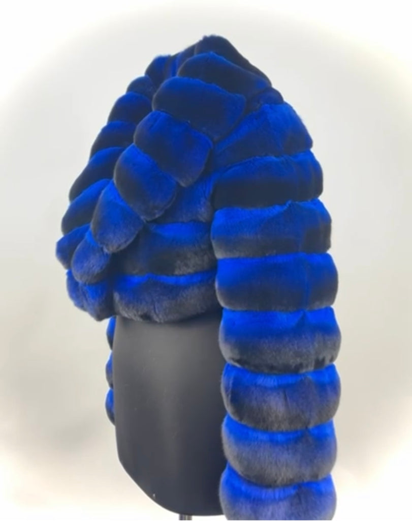 Chinchilla Blue Crop