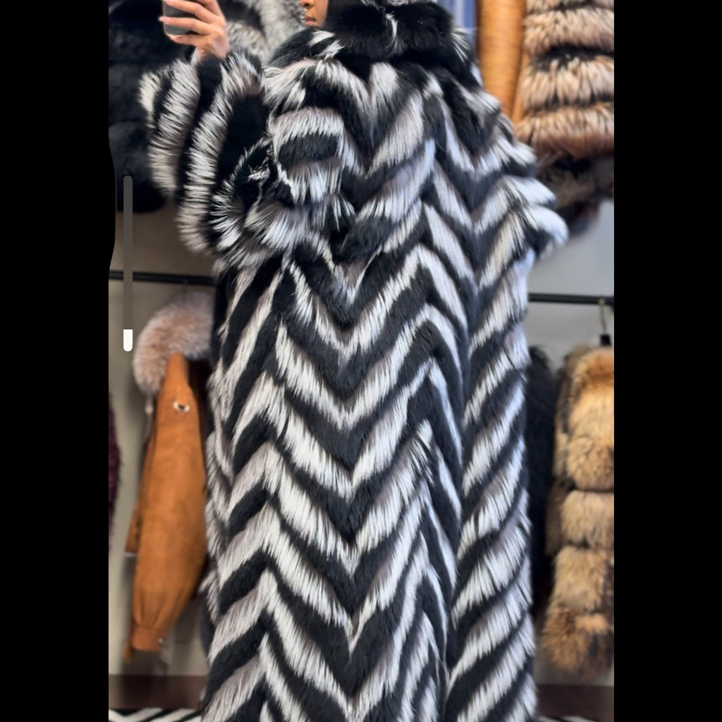 Zig Zag Silver Fox