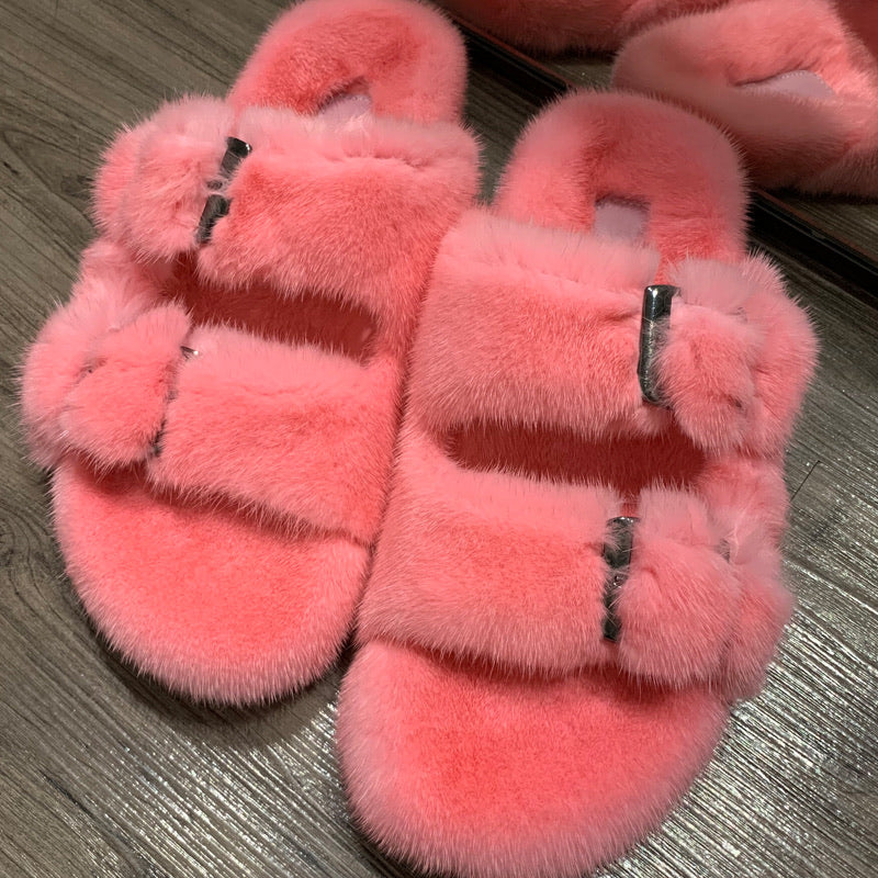 Pink discount fluffy birkenstocks